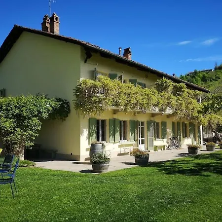 Di Charme Tra Le Vigne Del Roero Corneliano d'Alba